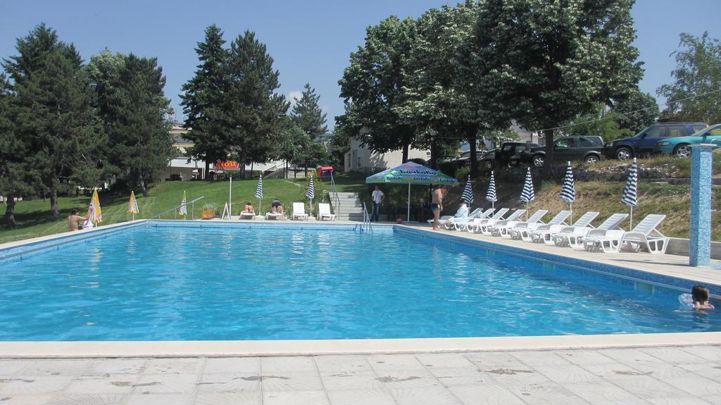 Балнеохотел Роза Strelcha Exterior foto